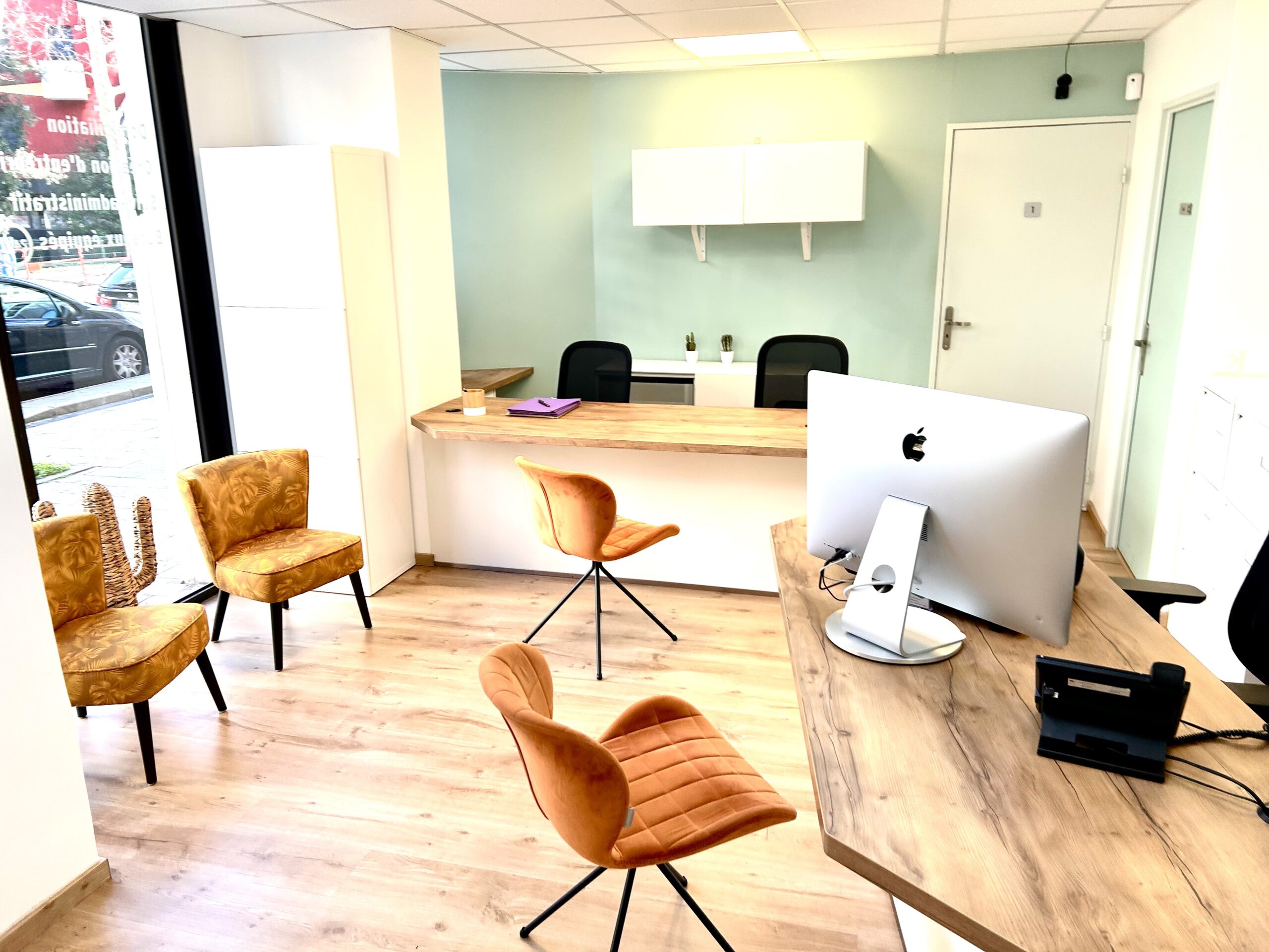 Bureau d'antigones affaires